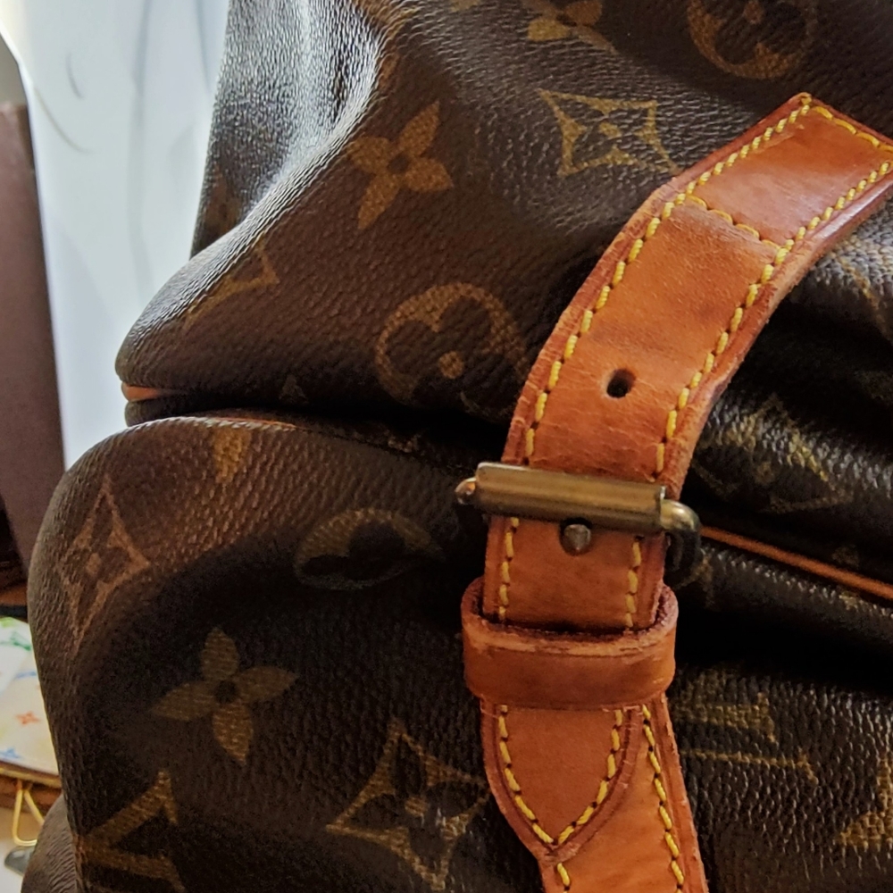 LOUIS VUITTON VINTGE SAUMUR 30 MONOGRAM CROSSBODY DOUBLE BAG,CERTIFIED AUTHENTIC - Picture 9 of 16